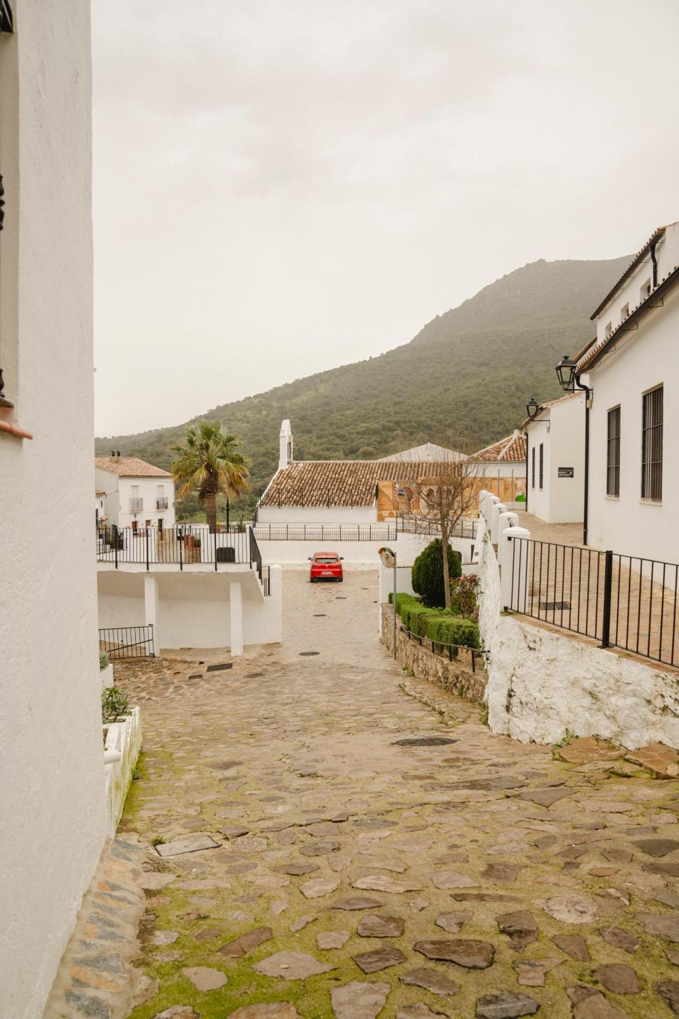 Napaimbe Sierra Apartamento Benamahoma Exterior foto